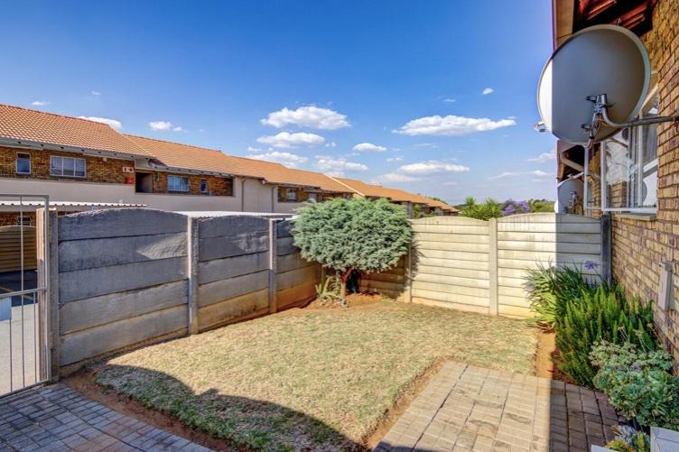 2 Bedroom Property for Sale in Birch Acres Gauteng