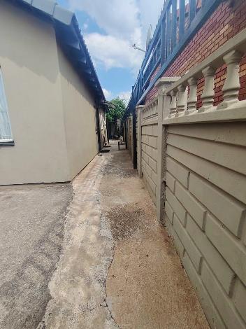 3 Bedroom Property for Sale in Leboeng Gauteng