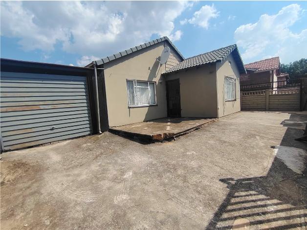 3 Bedroom Property for Sale in Leboeng Gauteng