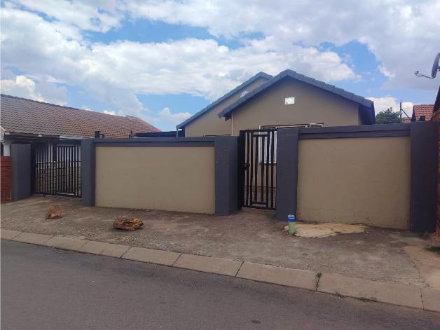 3 Bedroom Property for Sale in Leboeng Gauteng