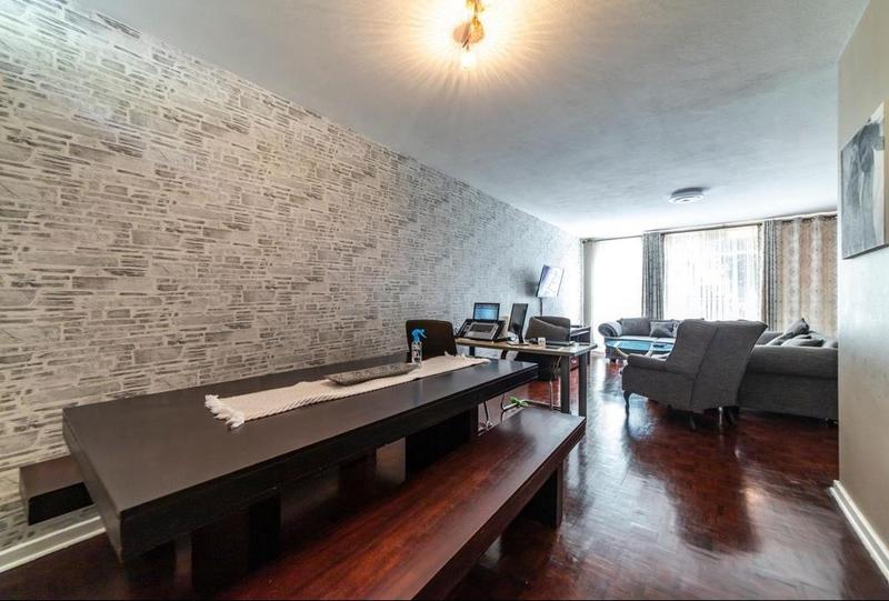 2 Bedroom Property for Sale in Windsor Gauteng