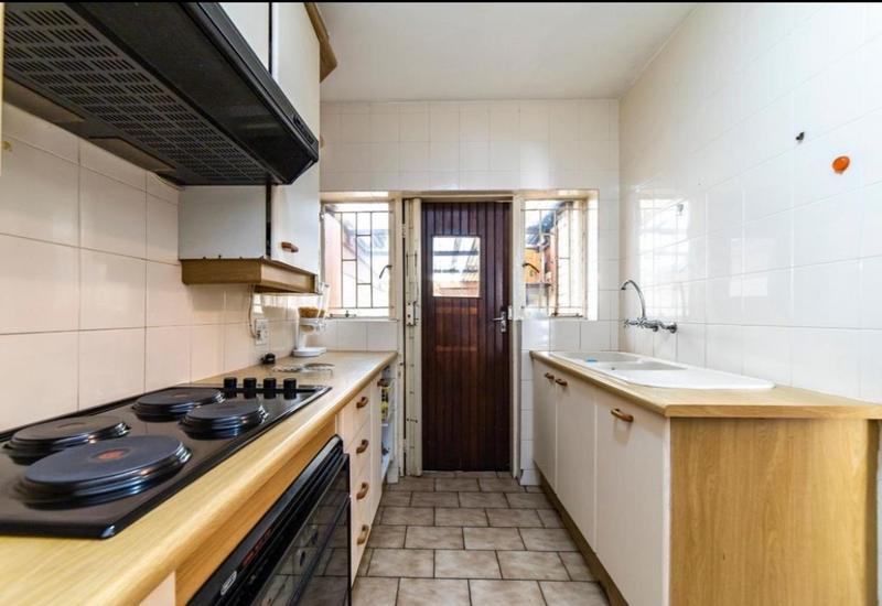 2 Bedroom Property for Sale in Windsor Gauteng