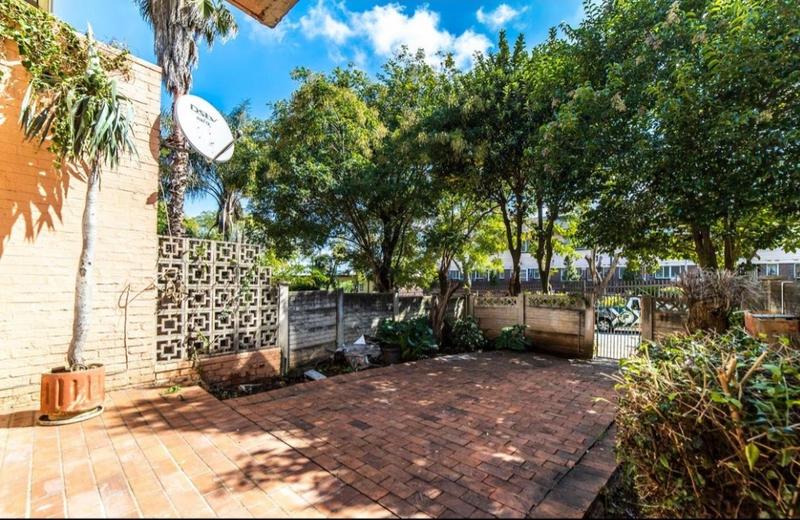 2 Bedroom Property for Sale in Windsor Gauteng