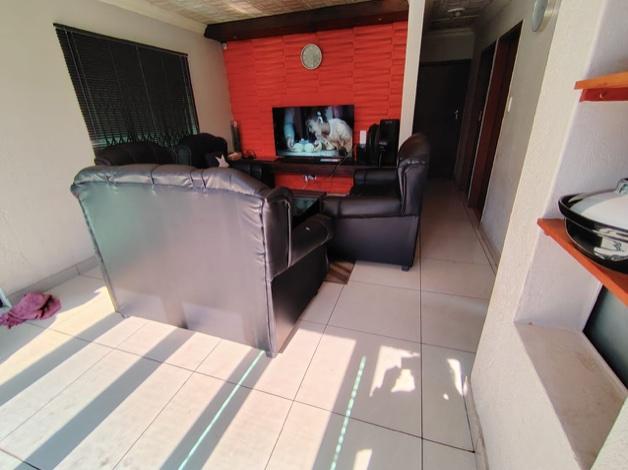 4 Bedroom Property for Sale in Mamelodi Gauteng