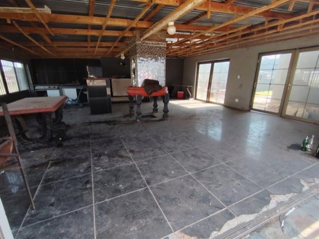 4 Bedroom Property for Sale in Mamelodi Gauteng