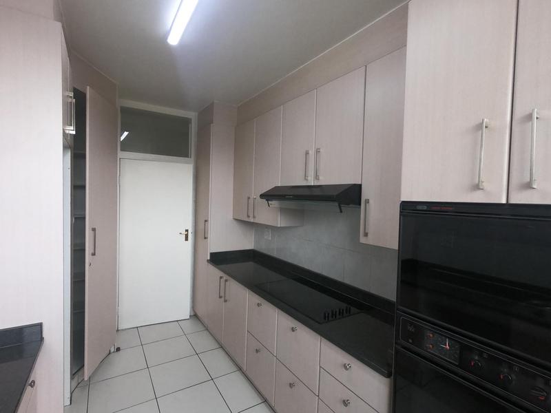 To Let 3 Bedroom Property for Rent in Sandown Gauteng