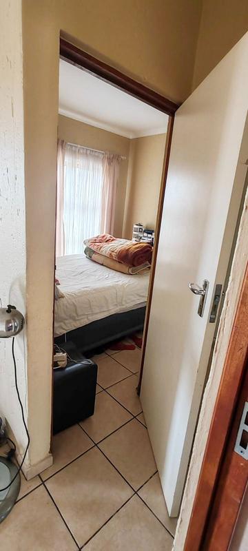 2 Bedroom Property for Sale in Ruimsig A H Gauteng