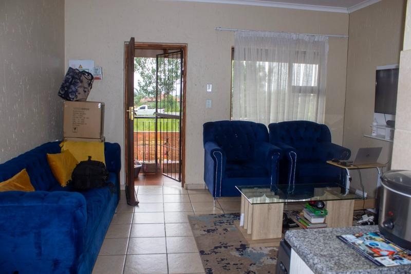 2 Bedroom Property for Sale in Ruimsig A H Gauteng