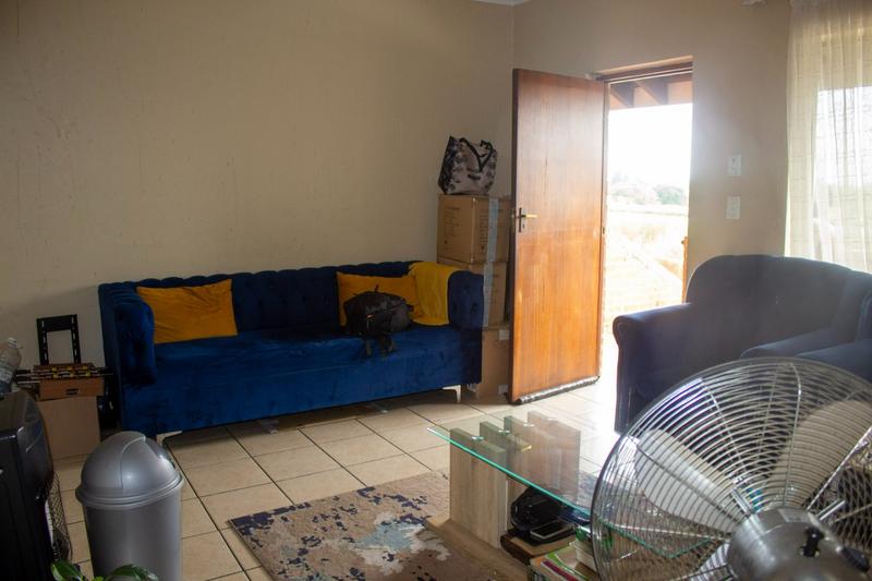 2 Bedroom Property for Sale in Ruimsig A H Gauteng