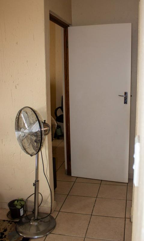 2 Bedroom Property for Sale in Ruimsig A H Gauteng