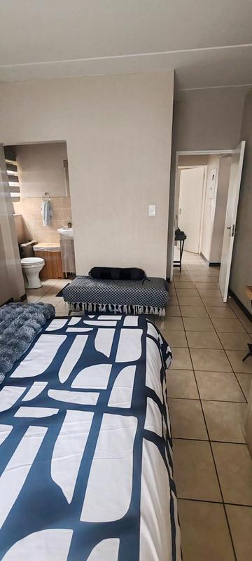 2 Bedroom Property for Sale in Wilgeheuwel Gauteng