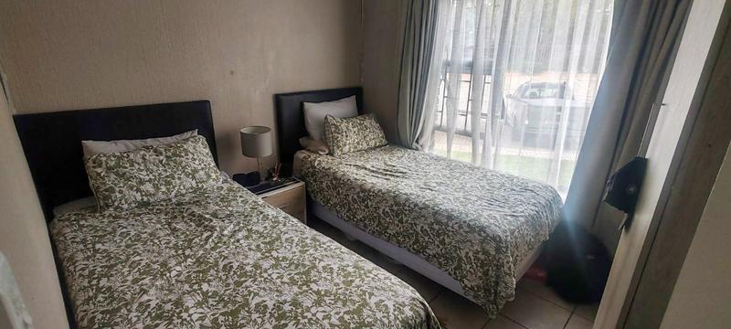 2 Bedroom Property for Sale in Wilgeheuwel Gauteng