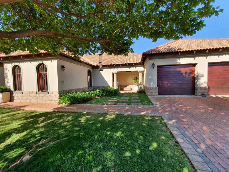 To Let 3 Bedroom Property for Rent in Cornwall Hill Gauteng