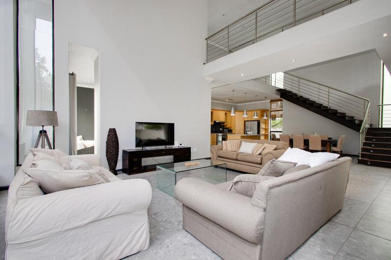 To Let 3 Bedroom Property for Rent in Bryanston Gauteng