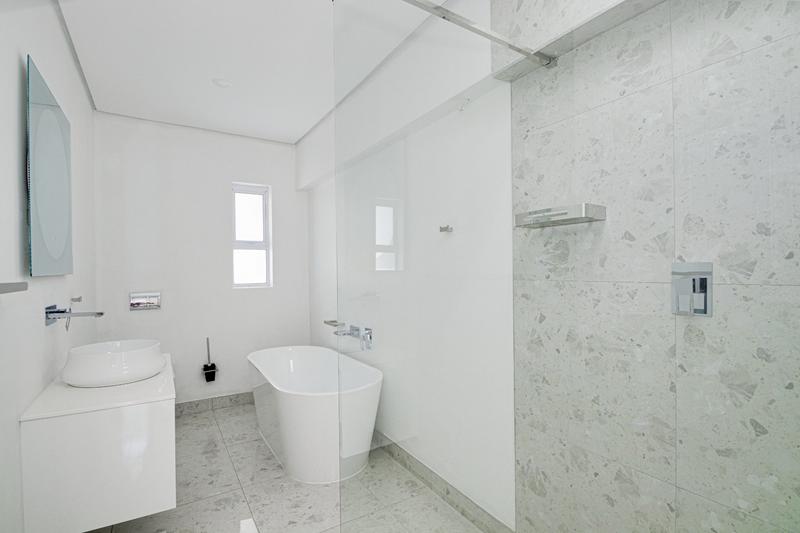 To Let 4 Bedroom Property for Rent in Dainfern Golf Estate Gauteng