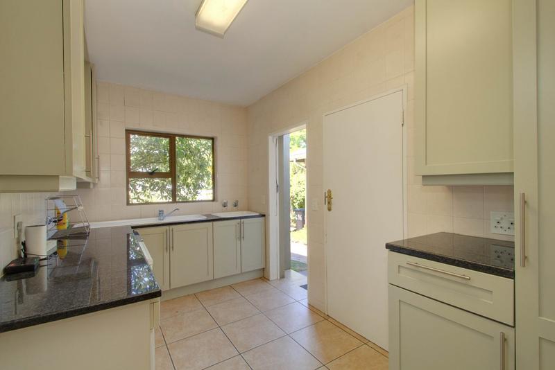 To Let 3 Bedroom Property for Rent in Dainfern Golf Estate Gauteng