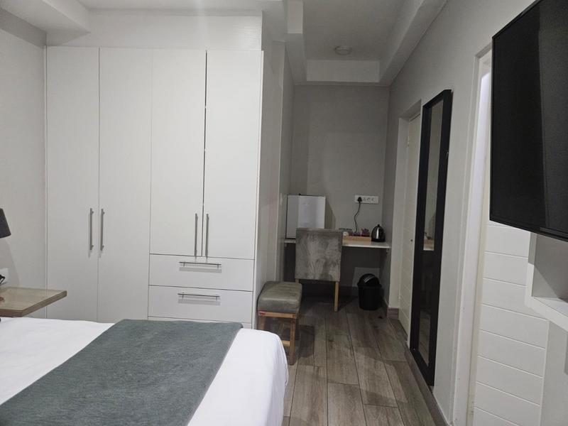 2 Bedroom Property for Sale in Ashlea Gardens Gauteng