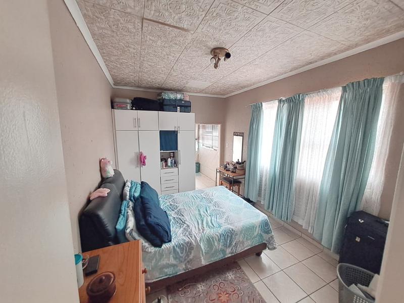 To Let 1 Bedroom Property for Rent in Primrose Gauteng