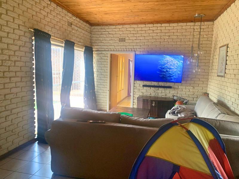 4 Bedroom Property for Sale in Birchleigh Gauteng