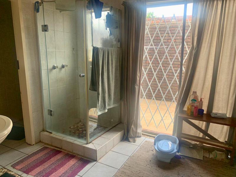 4 Bedroom Property for Sale in Birchleigh Gauteng