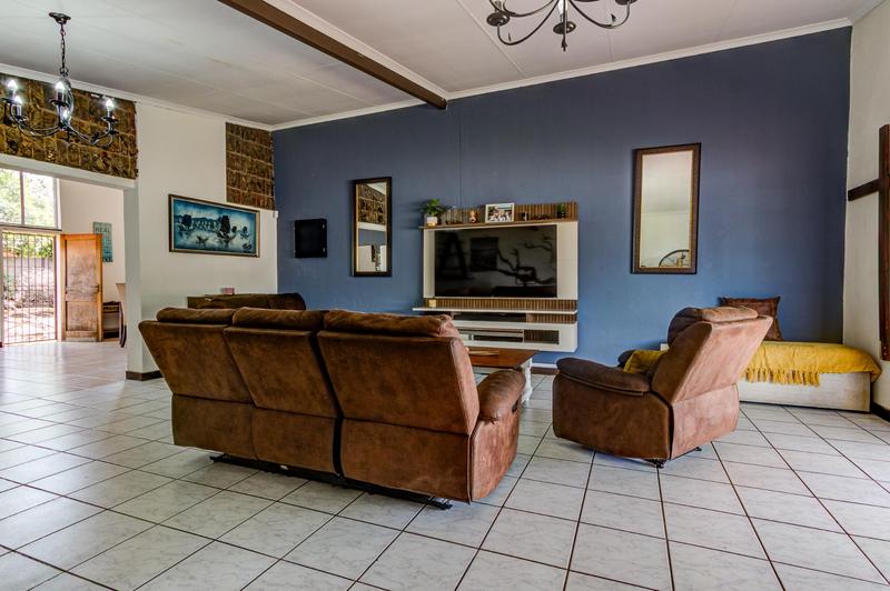 4 Bedroom Property for Sale in Bonaero Park Gauteng