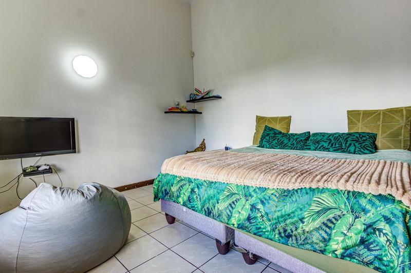 4 Bedroom Property for Sale in Bonaero Park Gauteng