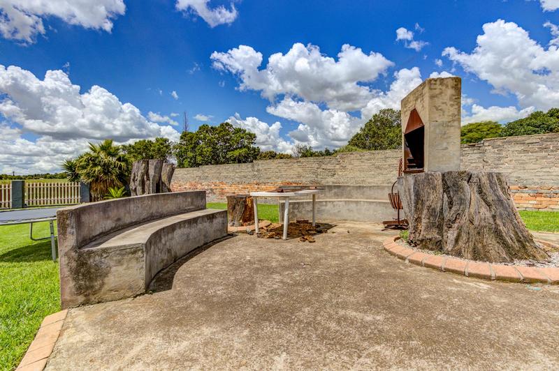 4 Bedroom Property for Sale in Bonaero Park Gauteng