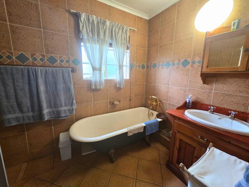 3 Bedroom Property for Sale in Glen Marais Gauteng