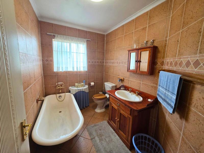 3 Bedroom Property for Sale in Glen Marais Gauteng