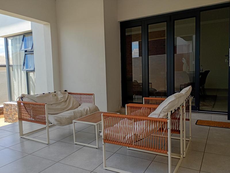 To Let 4 Bedroom Property for Rent in Homes Haven Gauteng