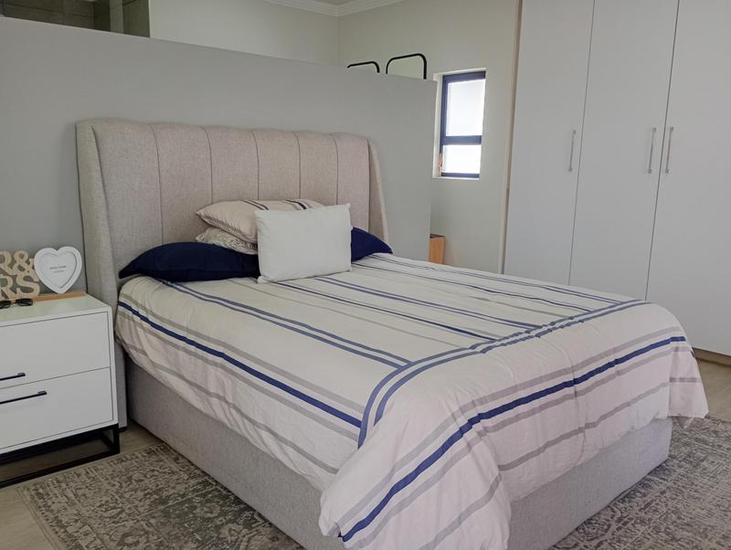 To Let 4 Bedroom Property for Rent in Homes Haven Gauteng