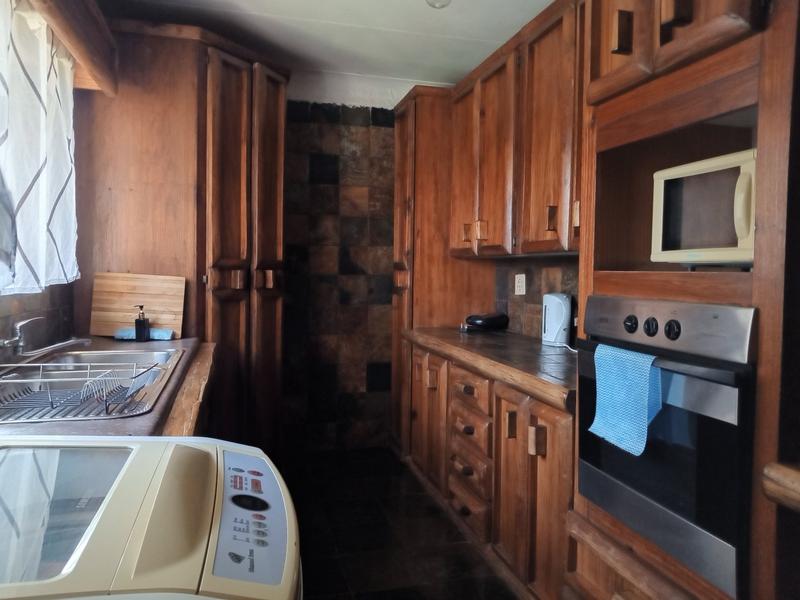 4 Bedroom Property for Sale in Greenhills Gauteng