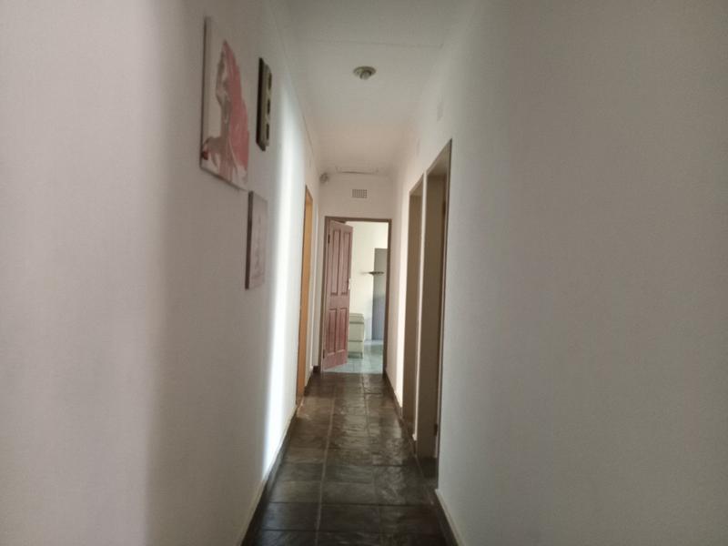 4 Bedroom Property for Sale in Greenhills Gauteng