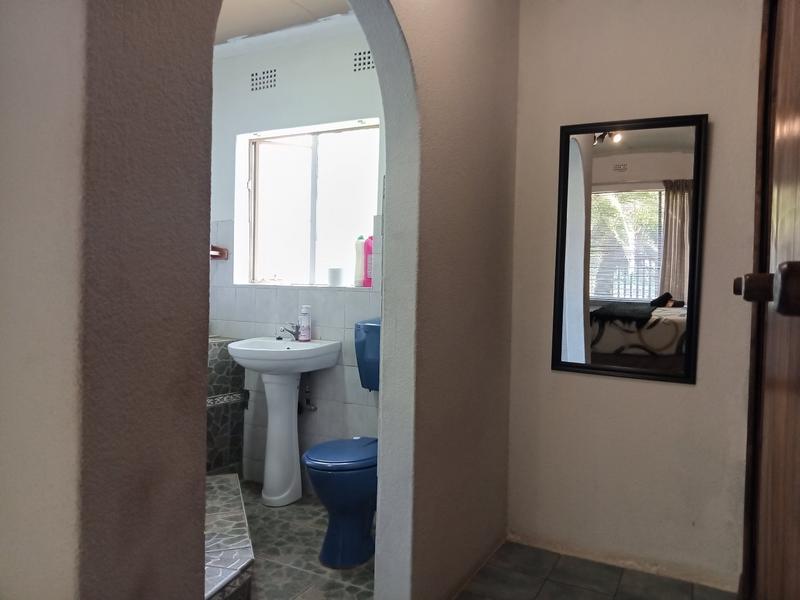 4 Bedroom Property for Sale in Greenhills Gauteng