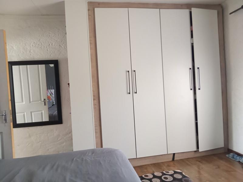 4 Bedroom Property for Sale in Greenhills Gauteng