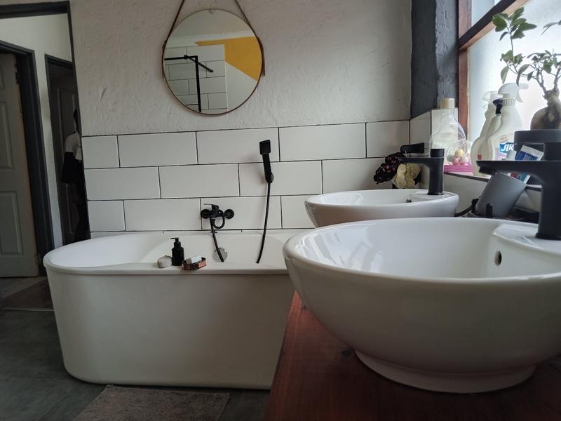 4 Bedroom Property for Sale in Greenhills Gauteng