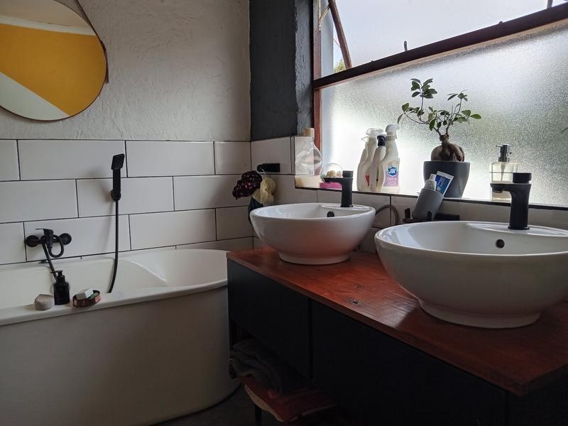 4 Bedroom Property for Sale in Greenhills Gauteng