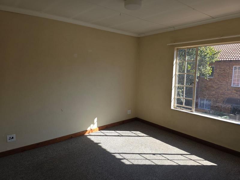 2 Bedroom Property for Sale in Annlin Gauteng