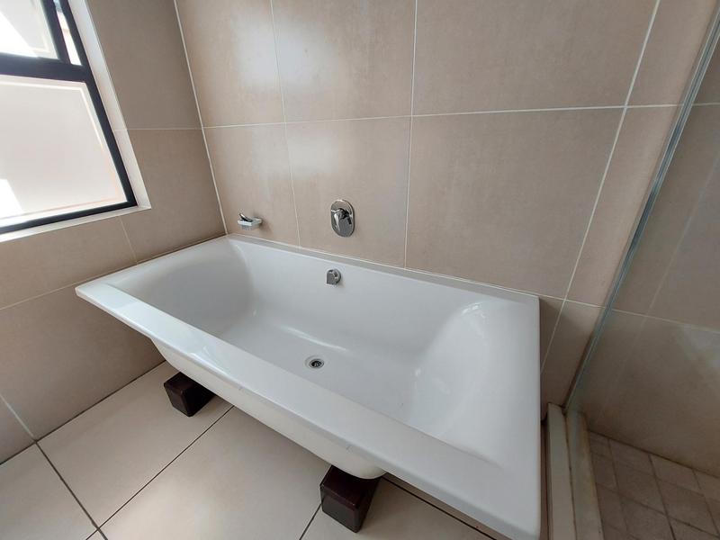 2 Bedroom Property for Sale in Fourways Gauteng