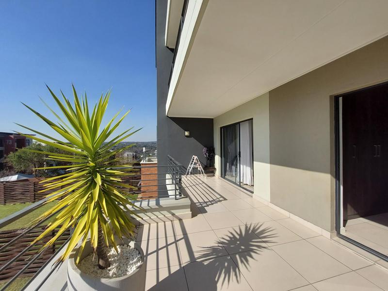 2 Bedroom Property for Sale in Fourways Gauteng