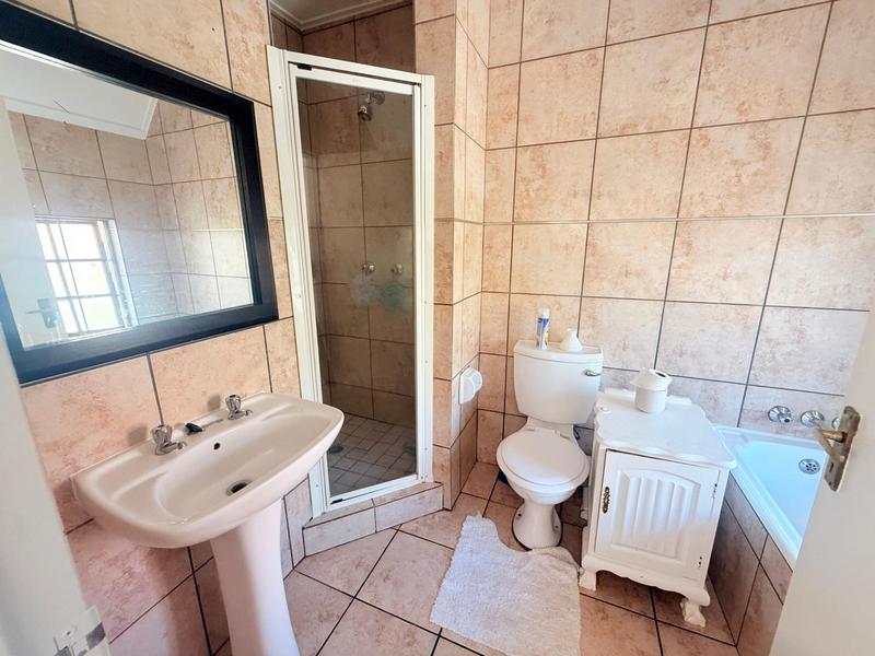 3 Bedroom Property for Sale in Equestria Gauteng