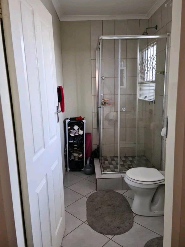 To Let 3 Bedroom Property for Rent in Blue Hills Gauteng