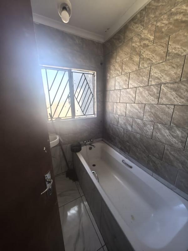 3 Bedroom Property for Sale in Olievenhoutbosch Gauteng