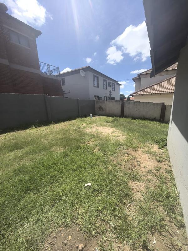 3 Bedroom Property for Sale in Olievenhoutbosch Gauteng