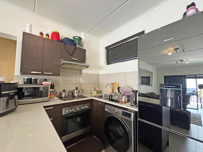 To Let 1 Bedroom Property for Rent in Fourways Gauteng