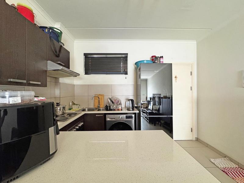 To Let 1 Bedroom Property for Rent in Fourways Gauteng