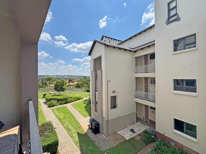 To Let 1 Bedroom Property for Rent in Fourways Gauteng
