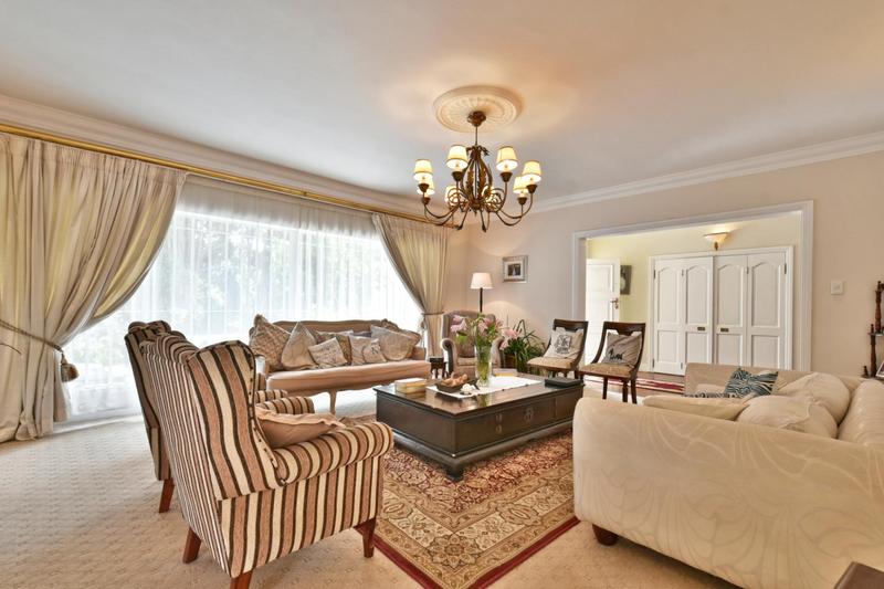 5 Bedroom Property for Sale in Alberante Gauteng