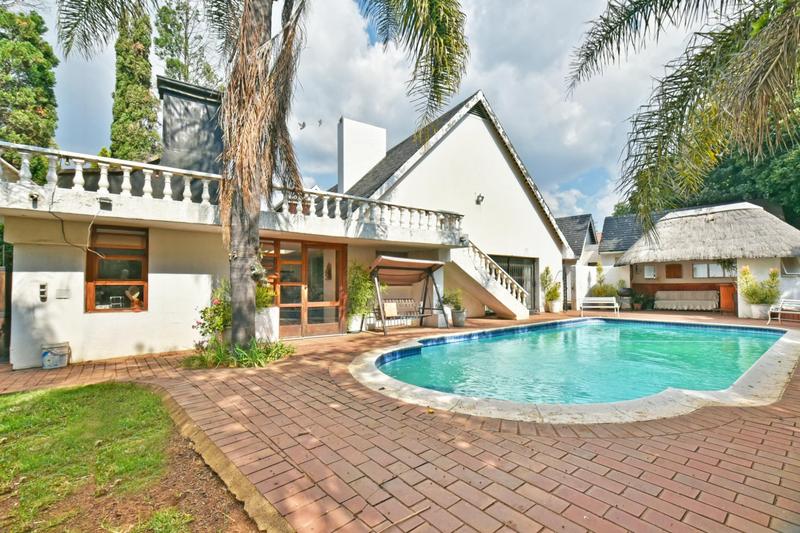 5 Bedroom Property for Sale in Alberante Gauteng