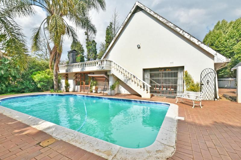 5 Bedroom Property for Sale in Alberante Gauteng